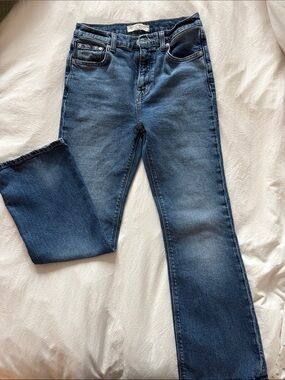 Current/Elliott Women’s  Straight Jeans in Medium Blue Wash